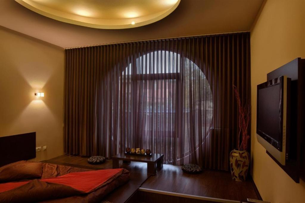 Hotel Decentria 티미쇼아라 외부 사진